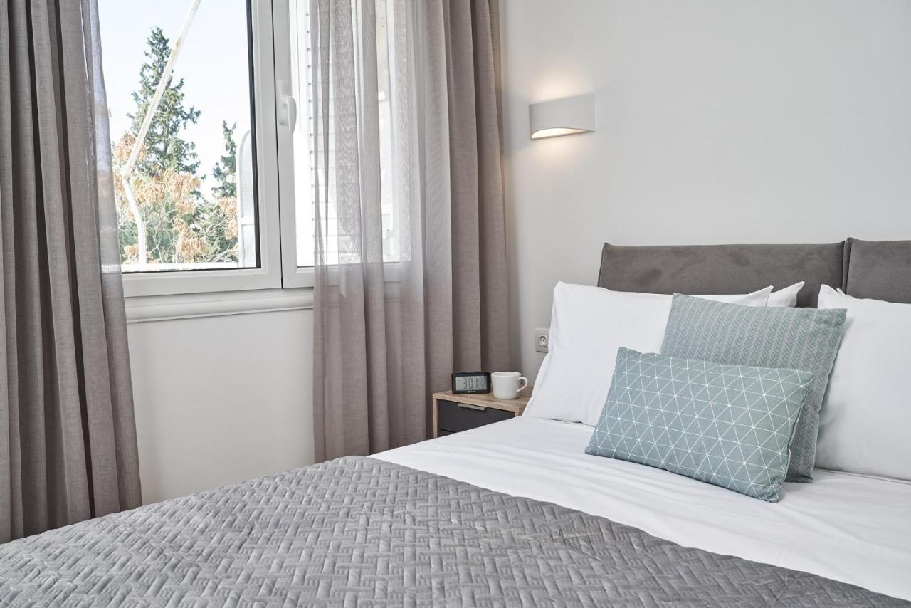 Marvelous N Bright Apt Next To Megaro Mousikis Atenas Exterior foto