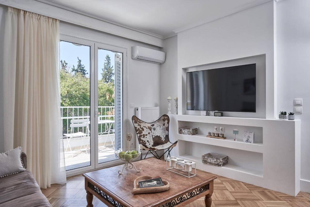 Marvelous N Bright Apt Next To Megaro Mousikis Atenas Exterior foto